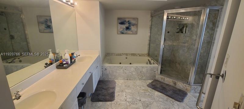 3600 Yacht Club Dr #1204, Aventura FL 33180