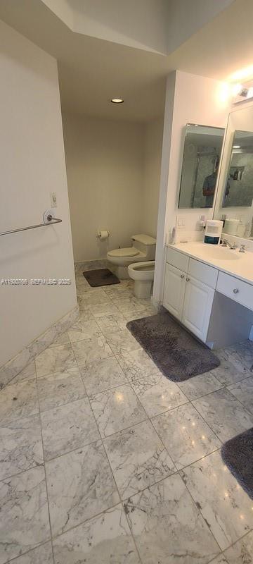3600 Yacht Club Dr #1204, Aventura FL 33180