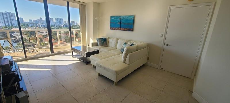 3600 Yacht Club Dr #1204, Aventura FL 33180