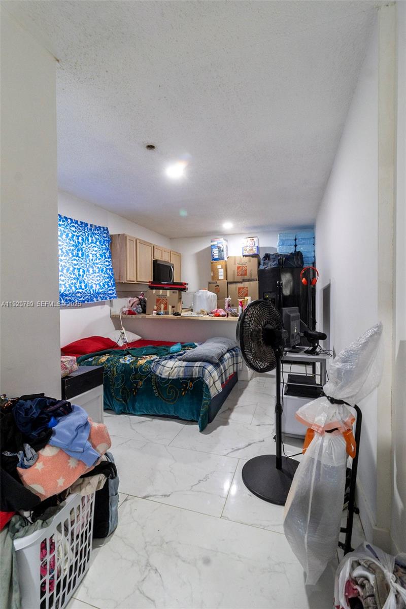 17580 NW 17th Ave, Miami Gardens FL 33056