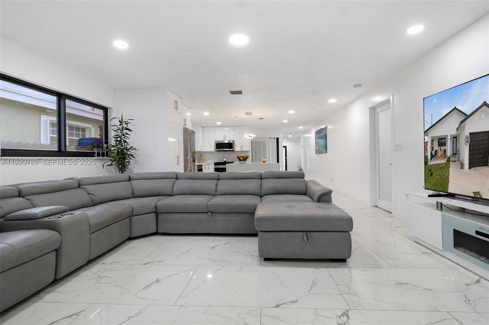 17580 NW 17th Ave, Miami Gardens FL 33056