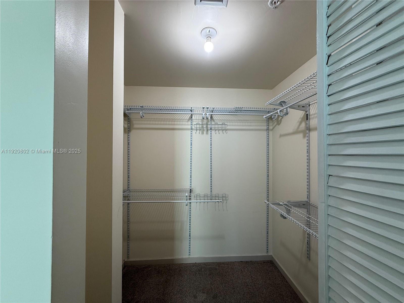 300 S Biscayne Blvd #T-1805, Miami FL 33131