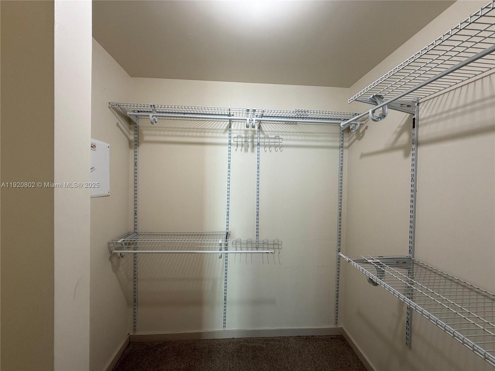 300 S Biscayne Blvd #T-1805, Miami FL 33131
