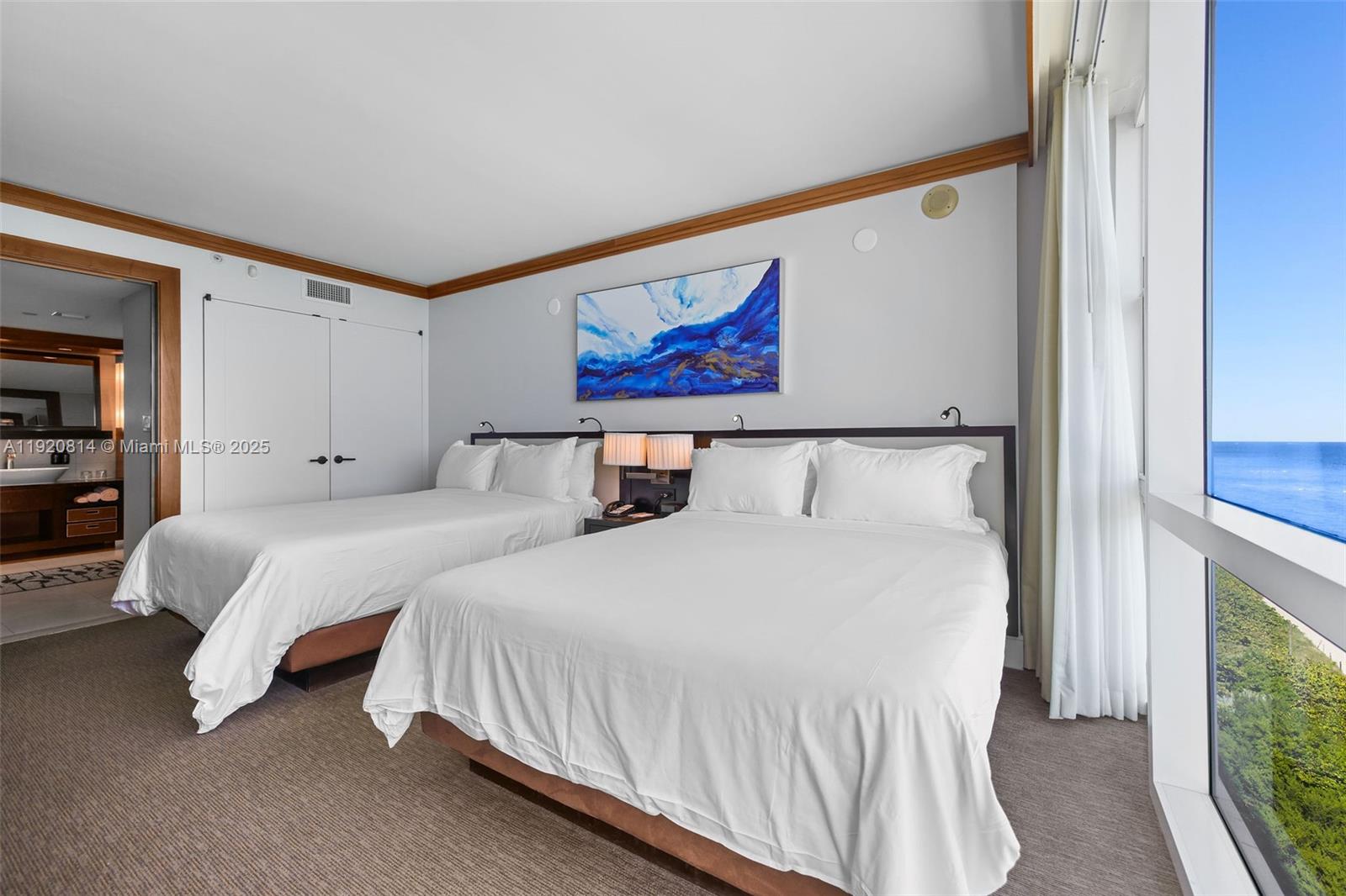 6801 Collins Ave #822(Door#) 805 (Legal#), Miami Beach FL 33141