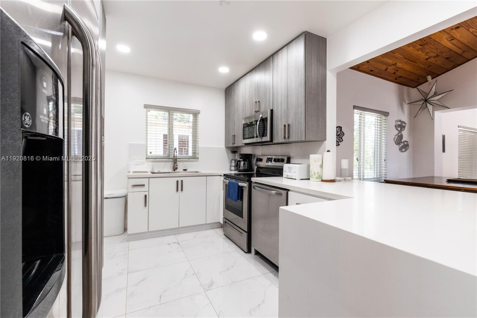 753 NE 81st St, Miami FL 33138
