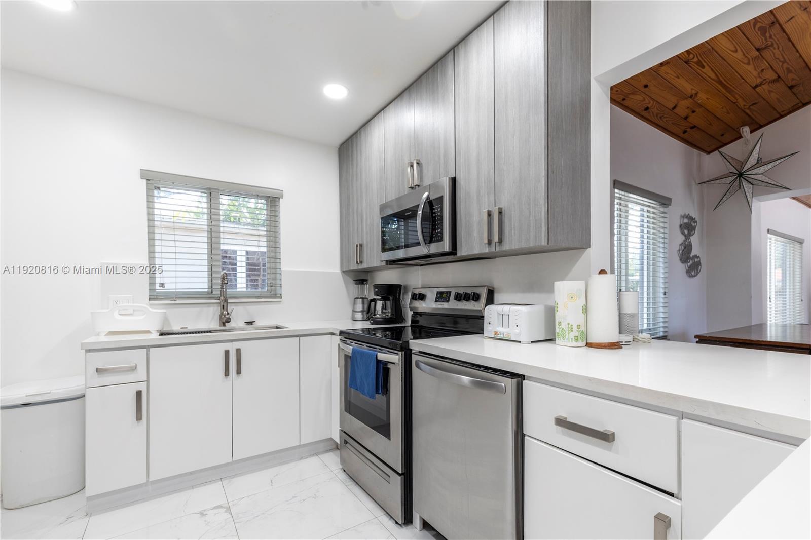 753 NE 81st St, Miami FL 33138