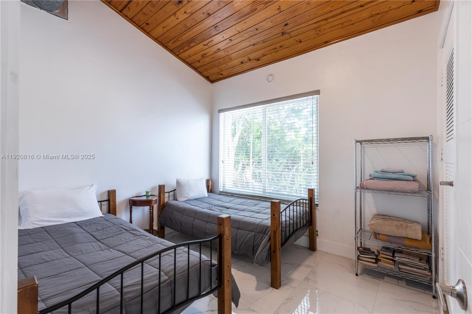 753 NE 81st St, Miami FL 33138