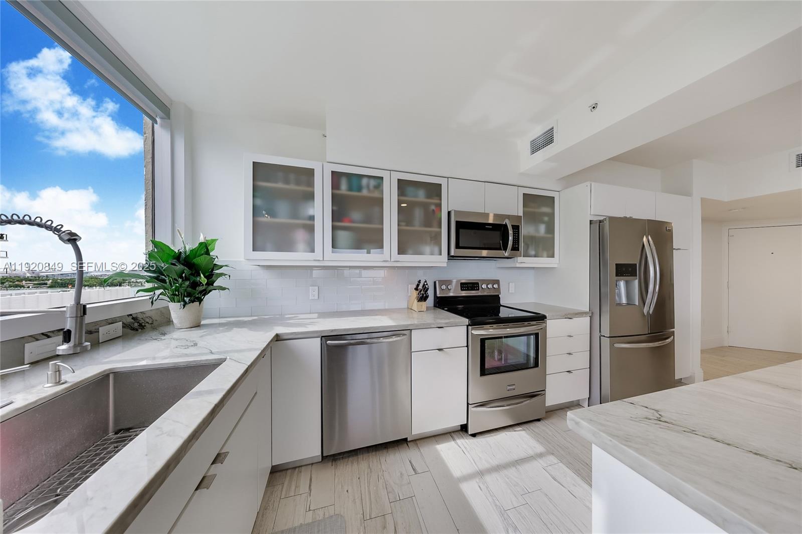 1330 West Ave #1414, Miami Beach FL 33139