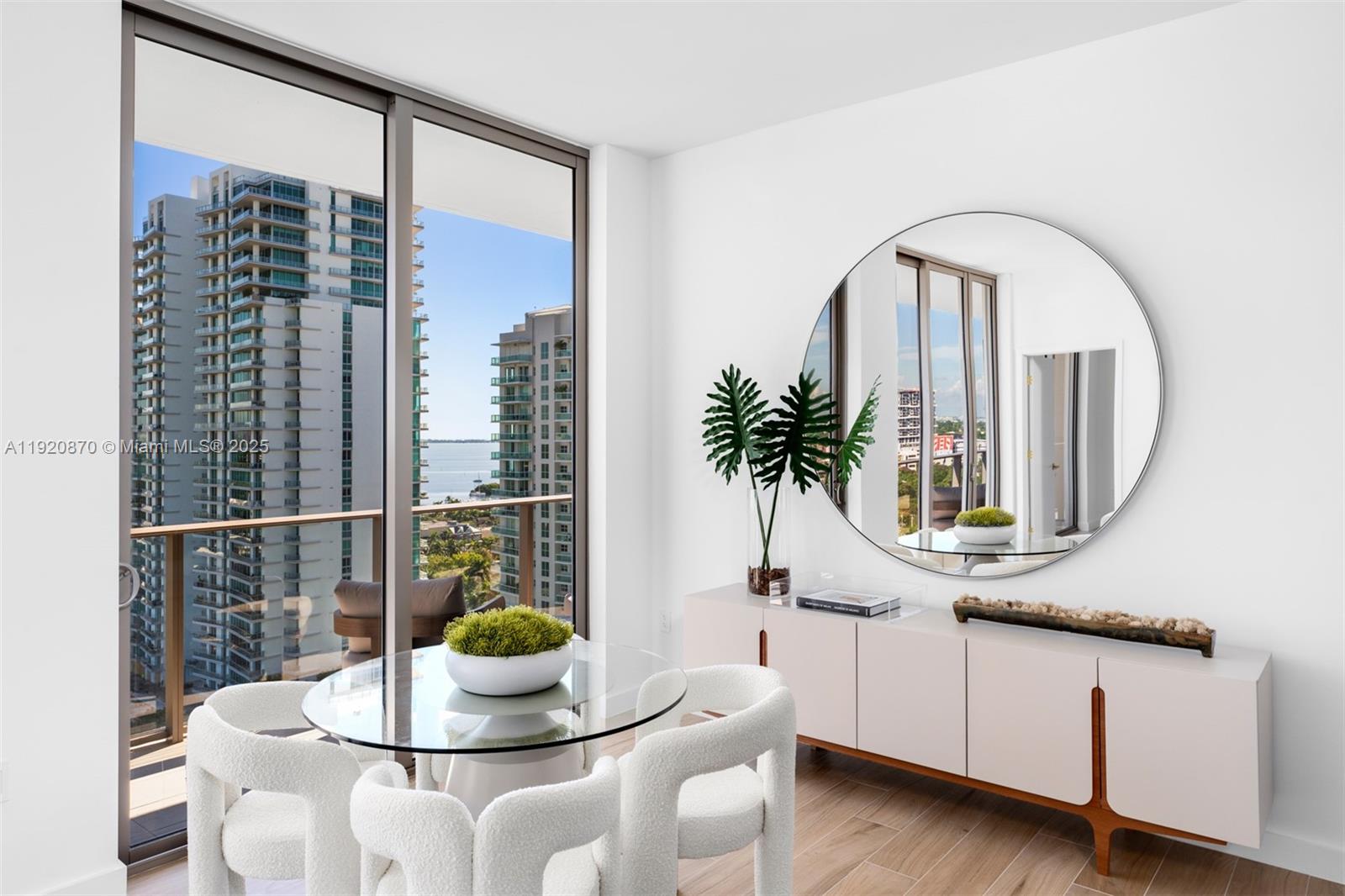 2678 Tigertail Ave #1504, Miami FL 33133