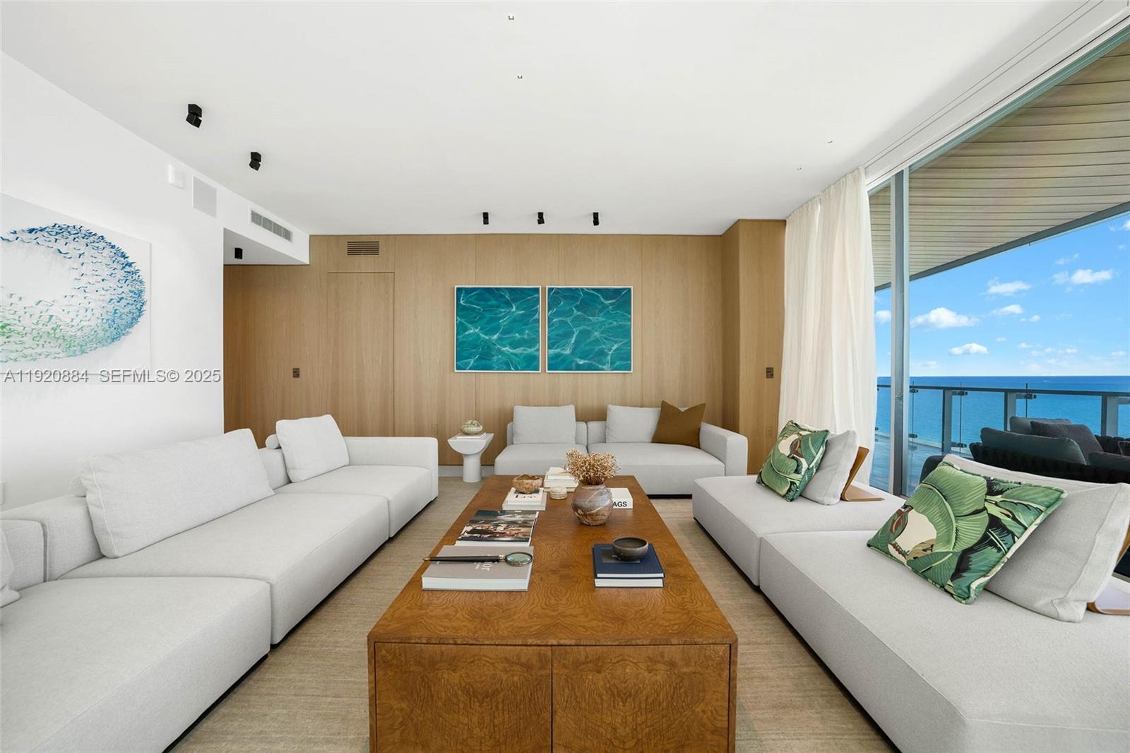 5775 Collins Ave #1501, Miami Beach FL 33140