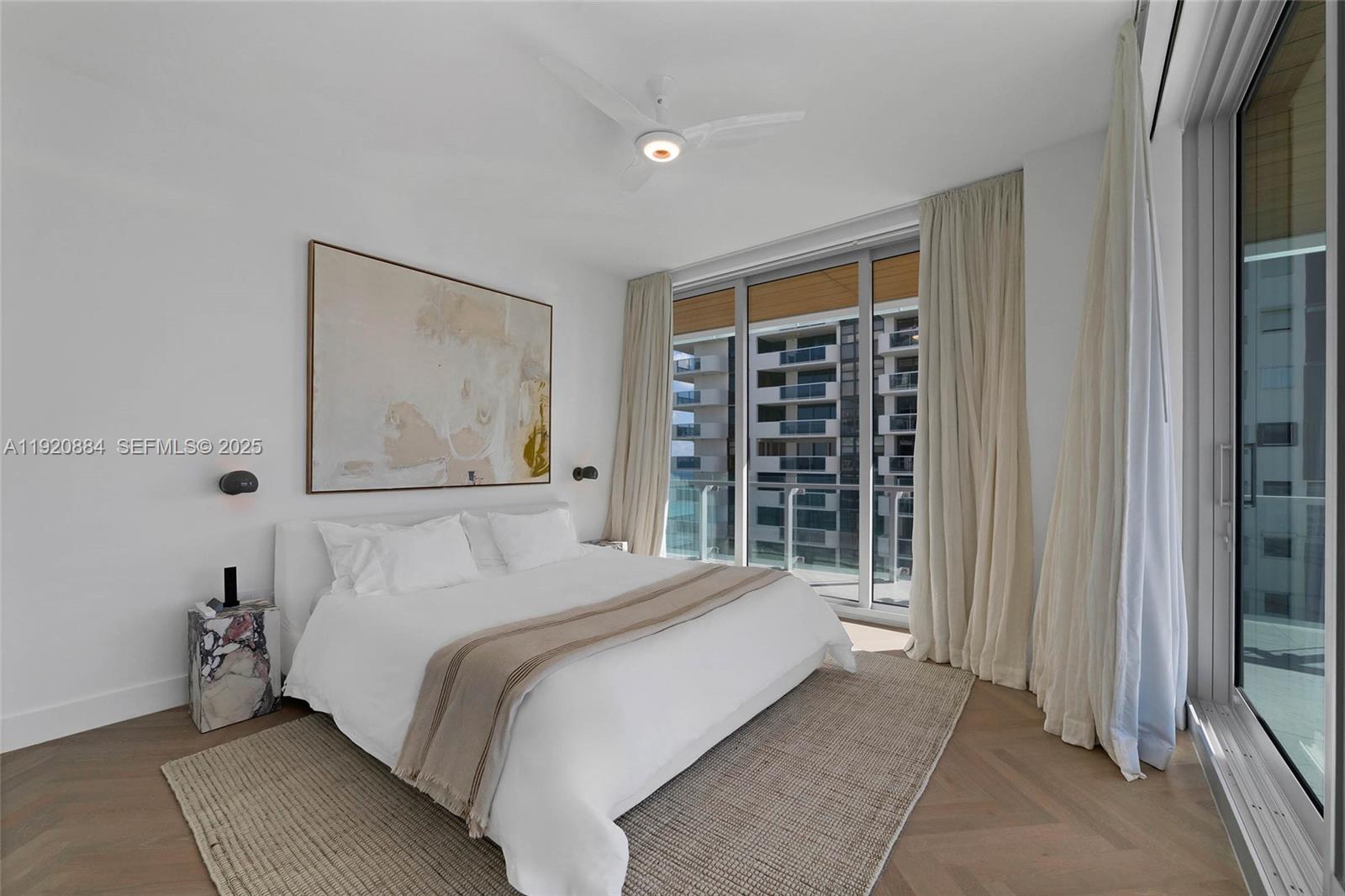 5775 Collins Ave #1501, Miami Beach FL 33140