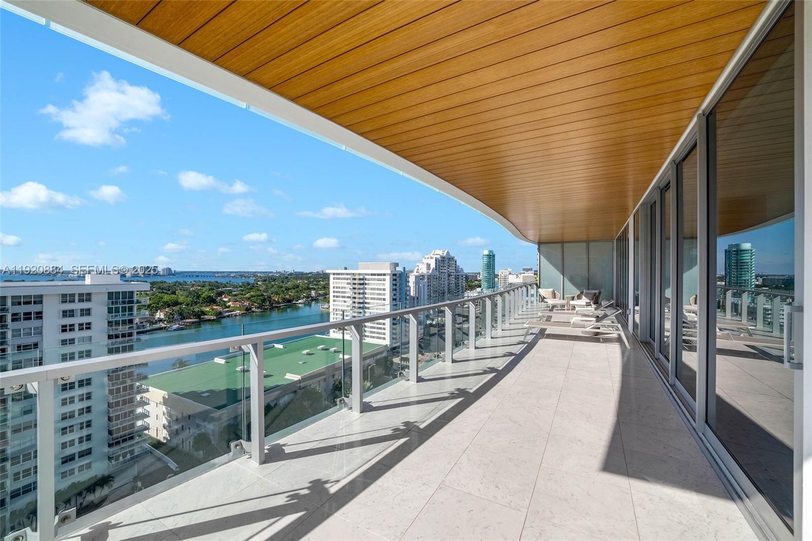 5775 Collins Ave #1501, Miami Beach FL 33140