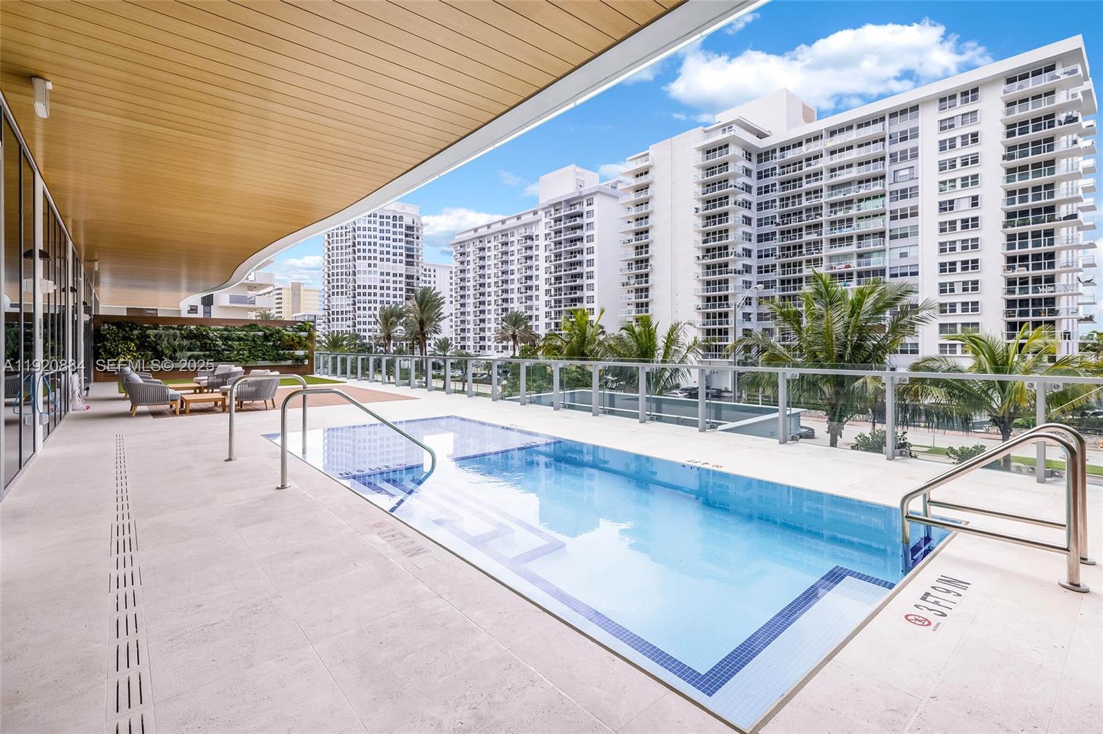 5775 Collins Ave #1501, Miami Beach FL 33140