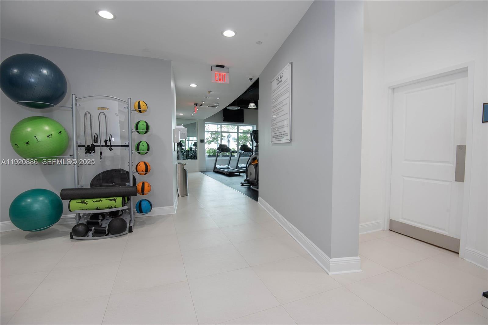 1250 S Miami Ave #3205, Miami FL 33130