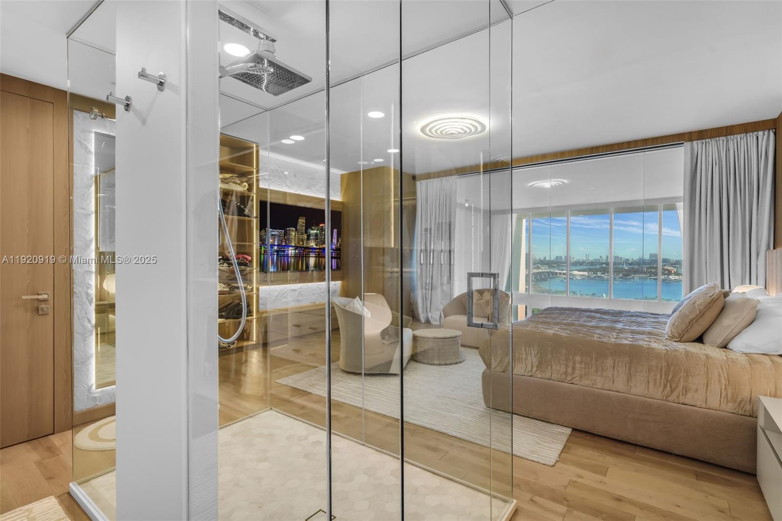 1040 Biscayne Blvd #1403, Miami FL 33132