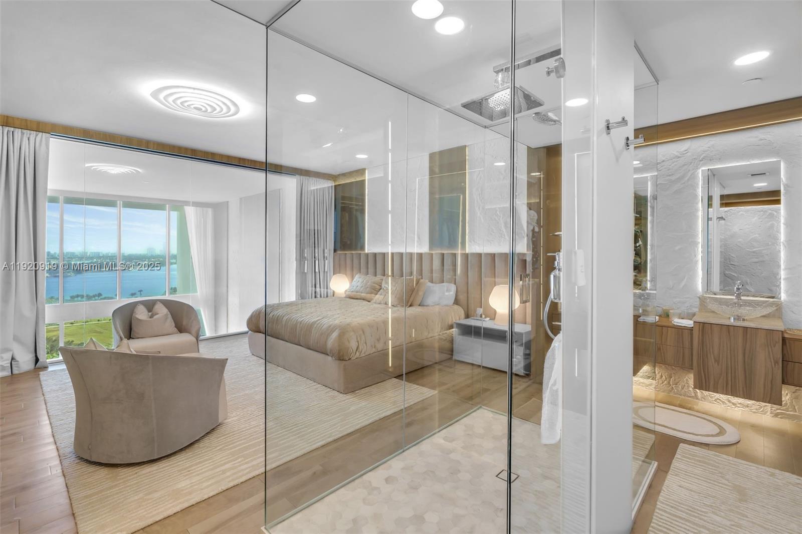 1040 Biscayne Blvd #1403, Miami FL 33132
