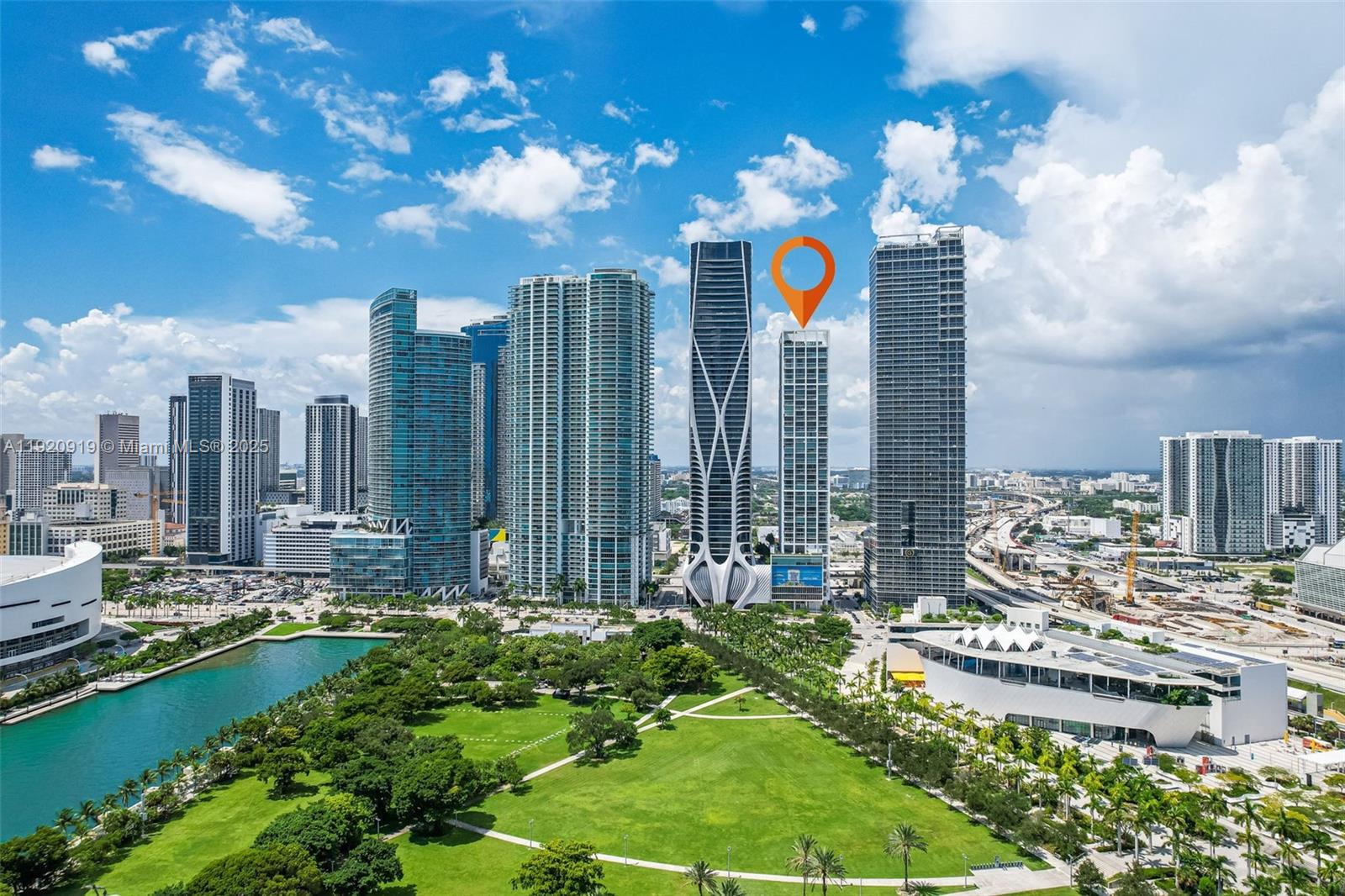 1040 Biscayne Blvd #1403, Miami FL 33132