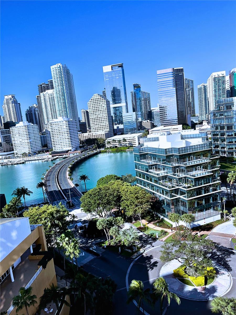 770 Claughton Island Dr #1405, Miami FL 33131