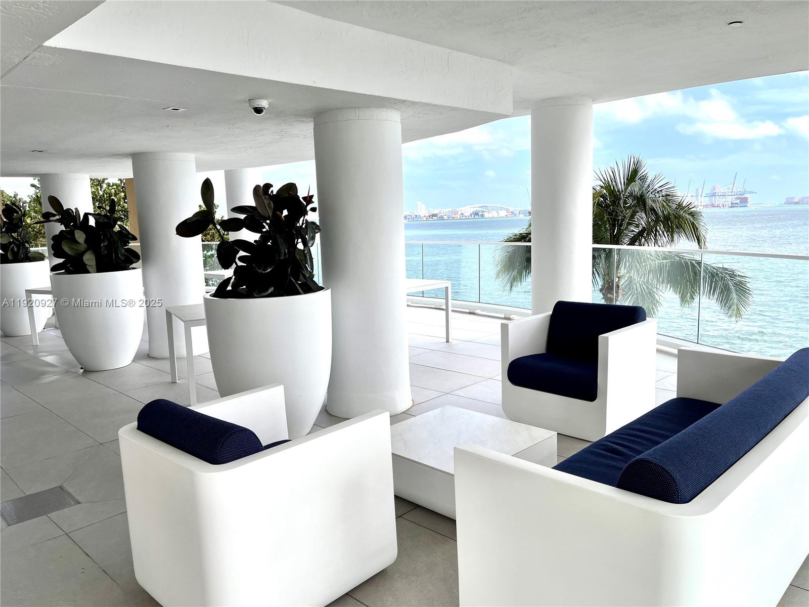 770 Claughton Island Dr #1405, Miami FL 33131