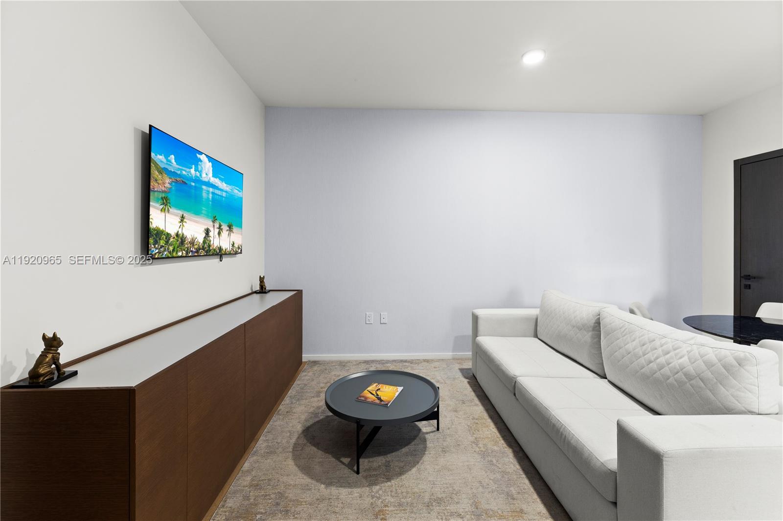 398 NE 5th St #3515, Miami FL 33132