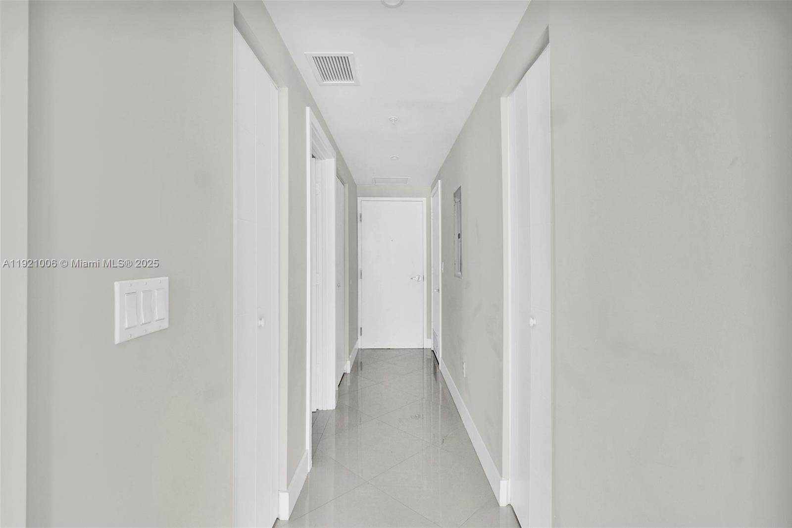 1010 SW 2nd Ave #1004, Miami FL 33130