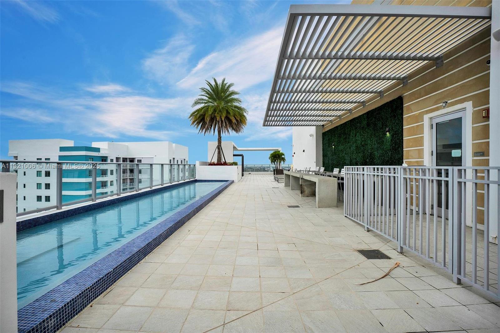 1010 SW 2nd Ave #1004, Miami FL 33130