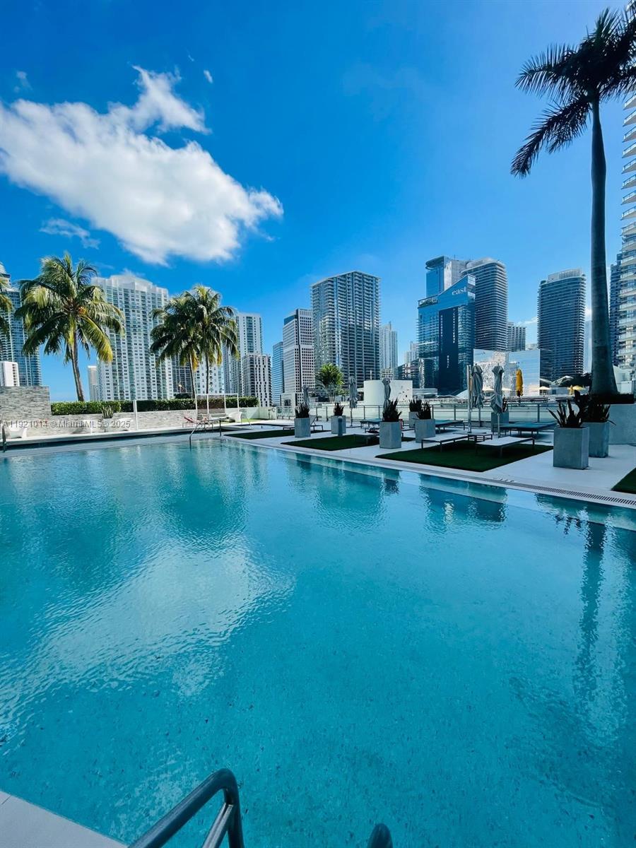 90 SW 3rd St #2605, Miami FL 33130