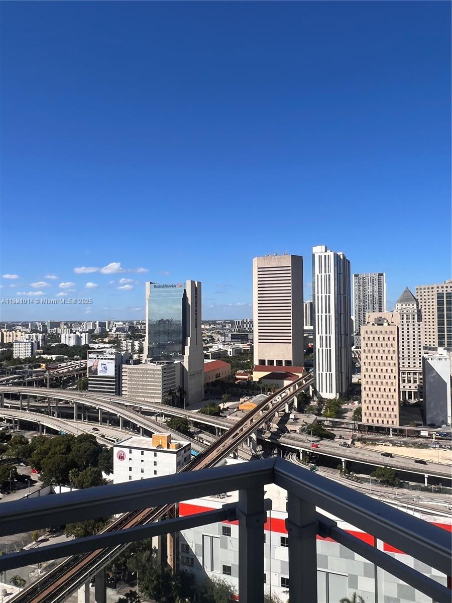 90 SW 3rd St #2605, Miami FL 33130