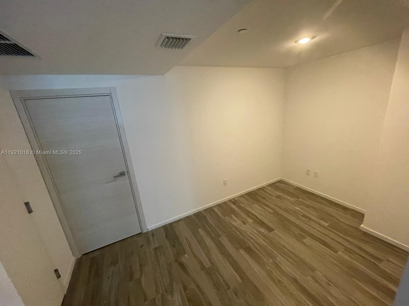 801 S MIAMI AVE #4007, Miami FL 33130
