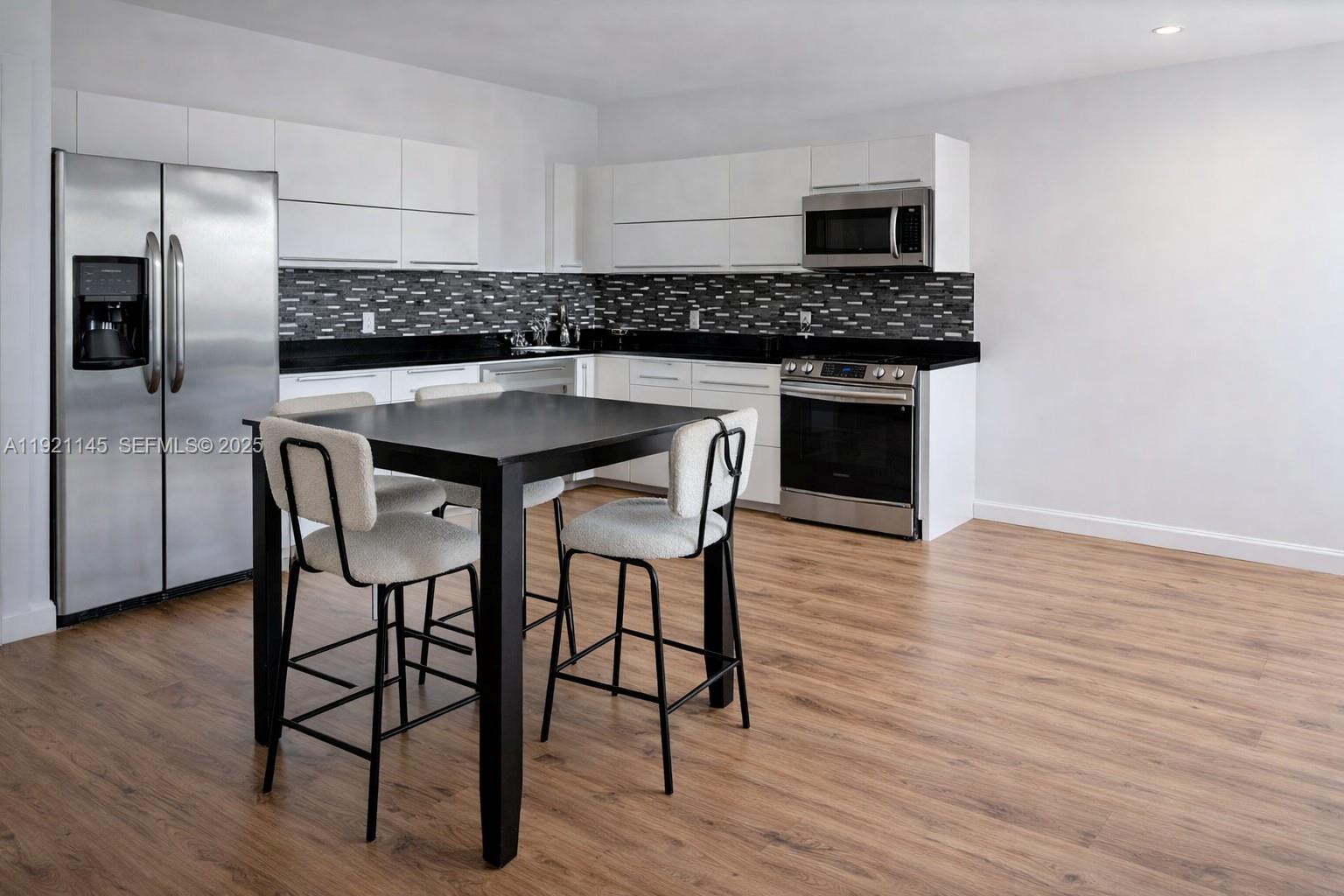 690 SW 1st Ct #1423, Miami FL 33130