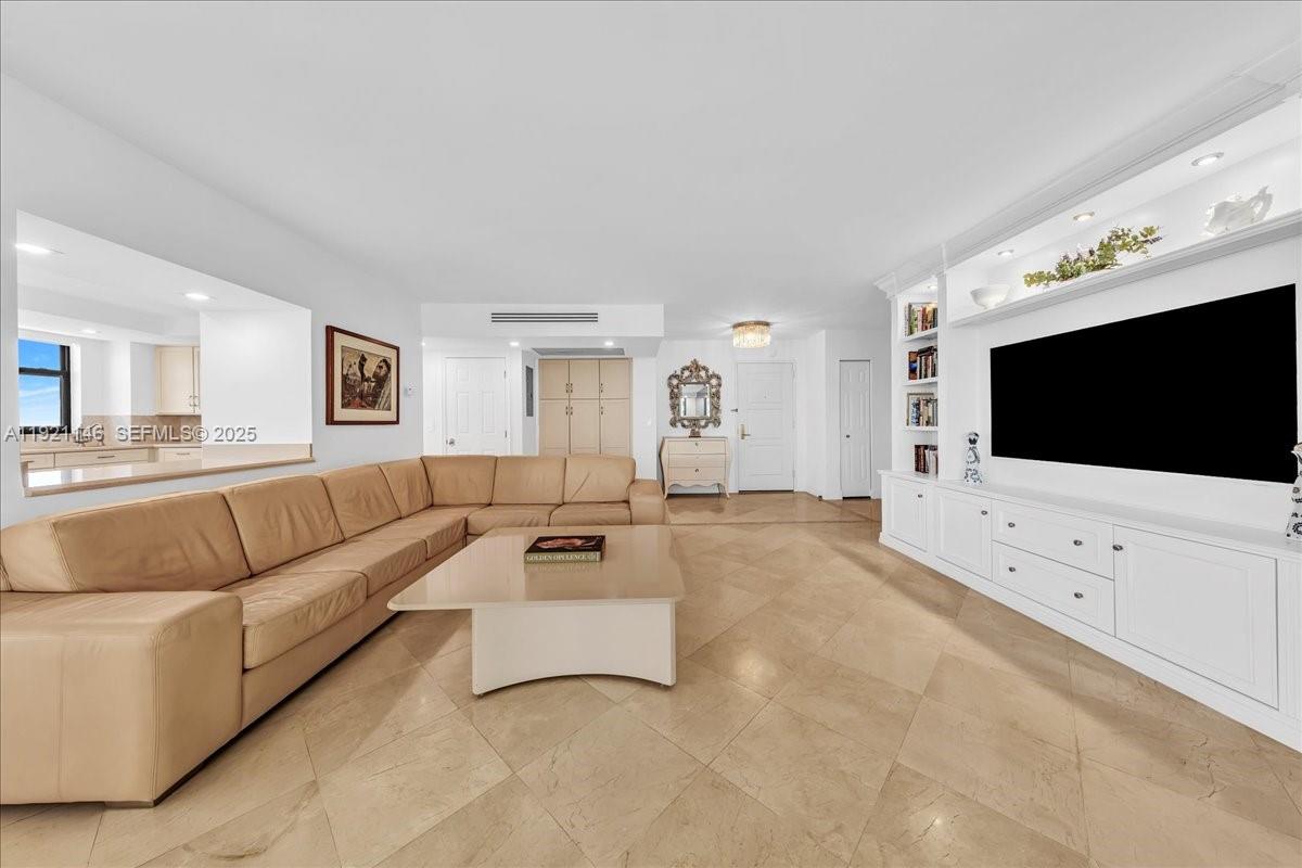 9801 Collins Ave #11A, Bal Harbour FL 33154