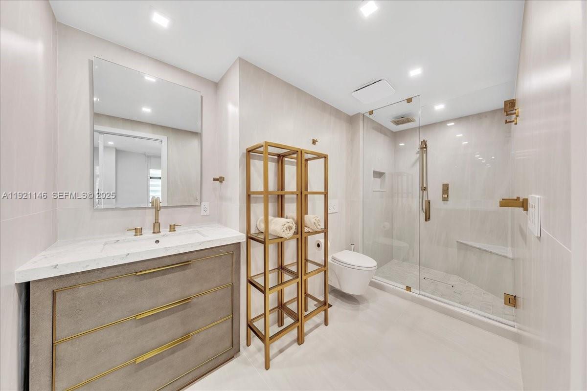 9801 Collins Ave #11A, Bal Harbour FL 33154