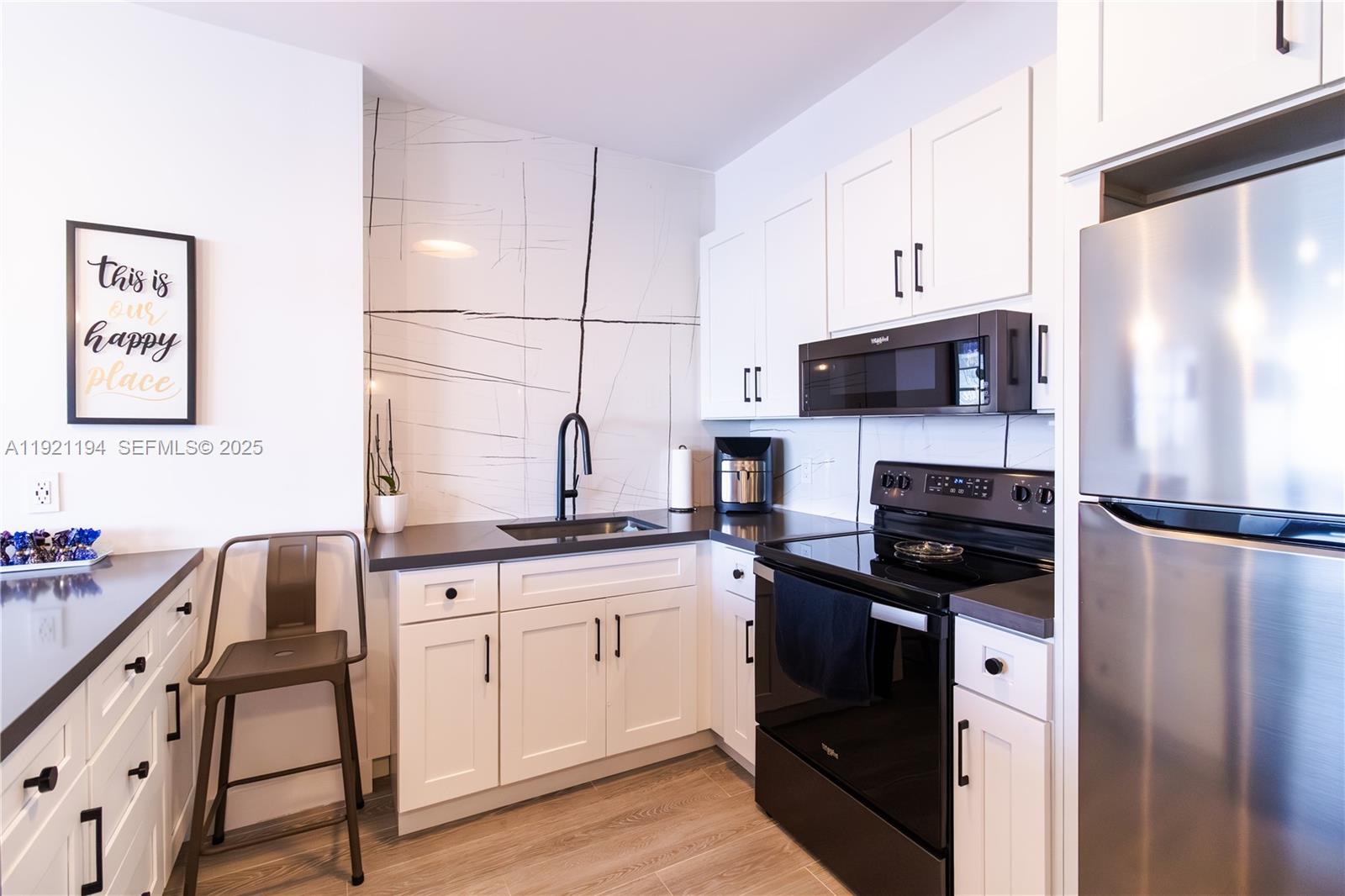 20 E Island Ave #1415, Miami Beach FL 33139