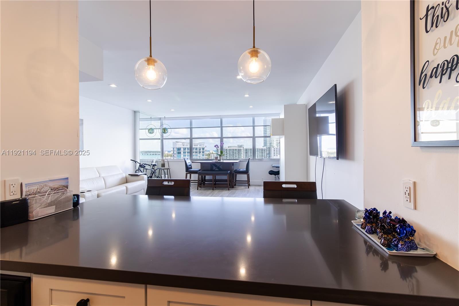 20 E Island Ave #1415, Miami Beach FL 33139