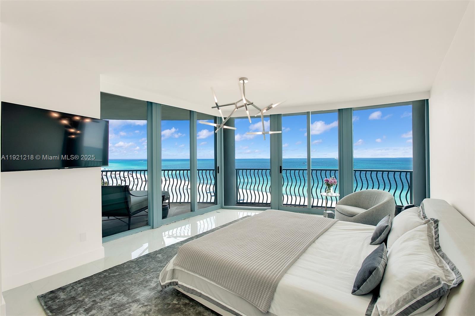 1500 Ocean Dr #1201, Miami Beach FL 33139