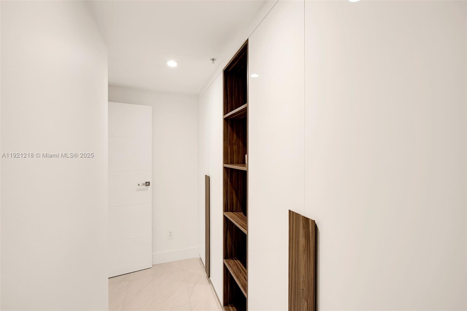1500 Ocean Dr #1201, Miami Beach FL 33139