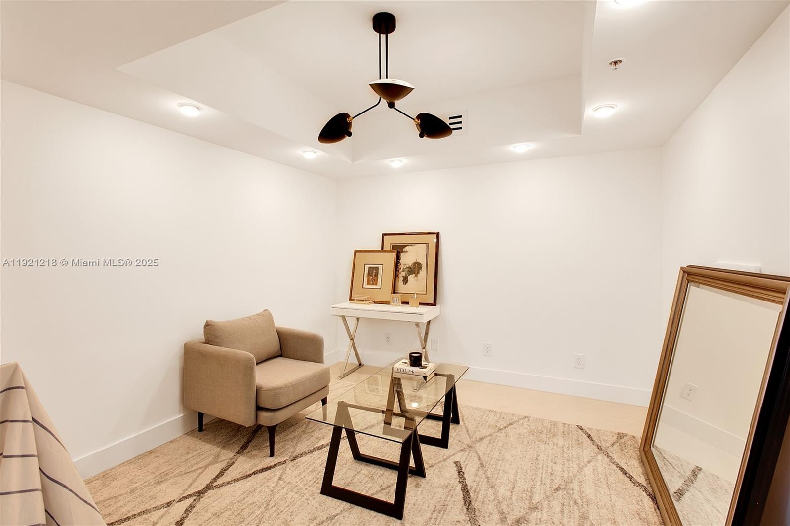 1500 Ocean Dr #1201, Miami Beach FL 33139