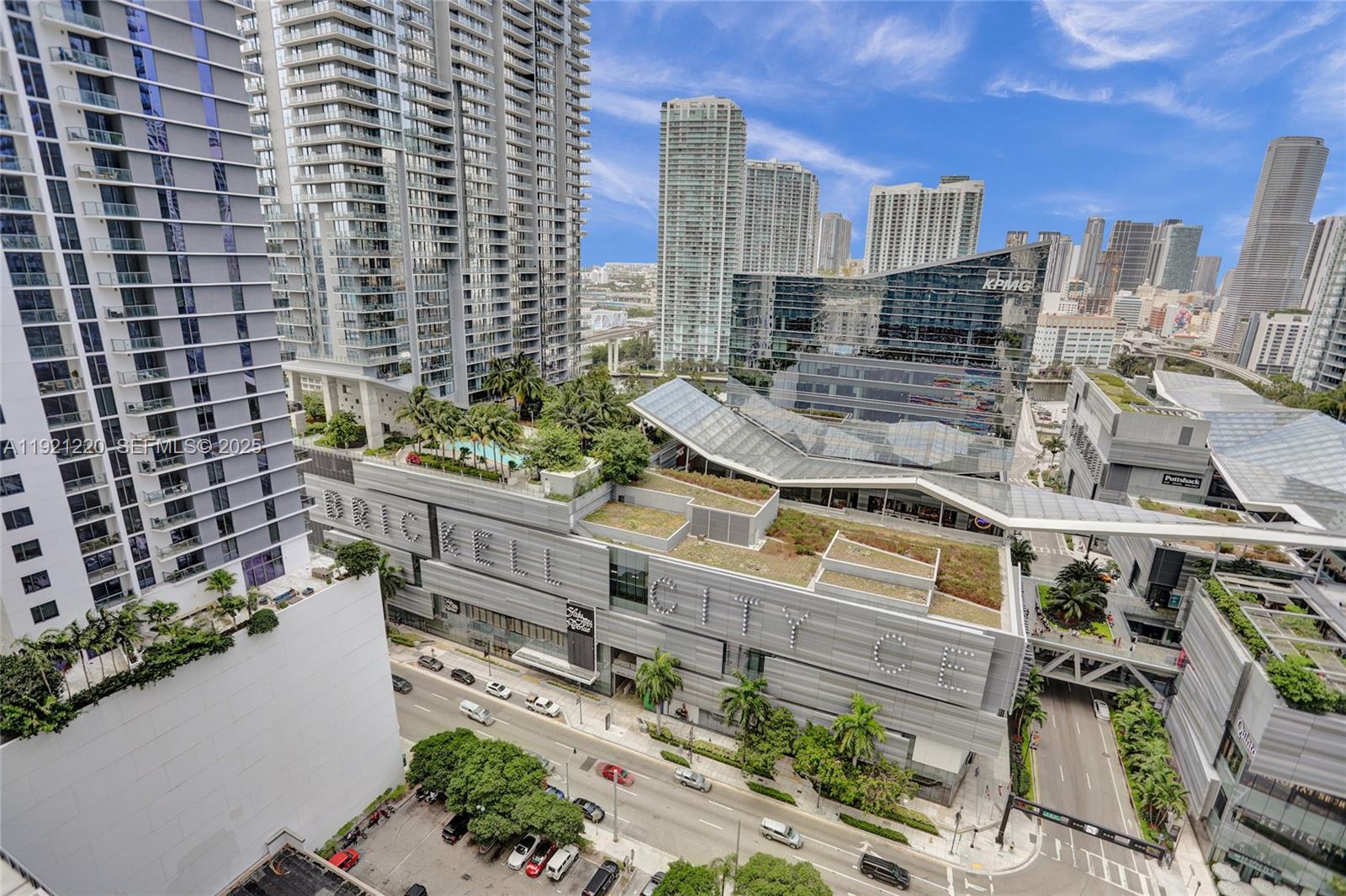 45 SW 9th St #2001, Miami FL 33130