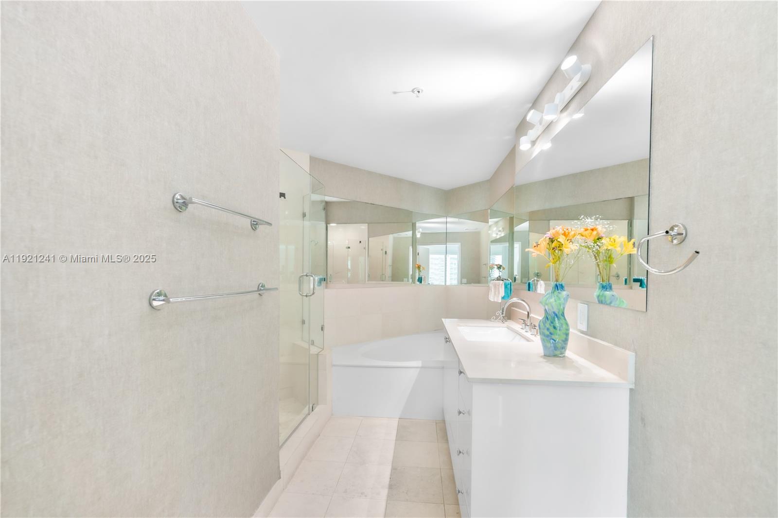 60 SW 13th St #2626, Miami FL 33130