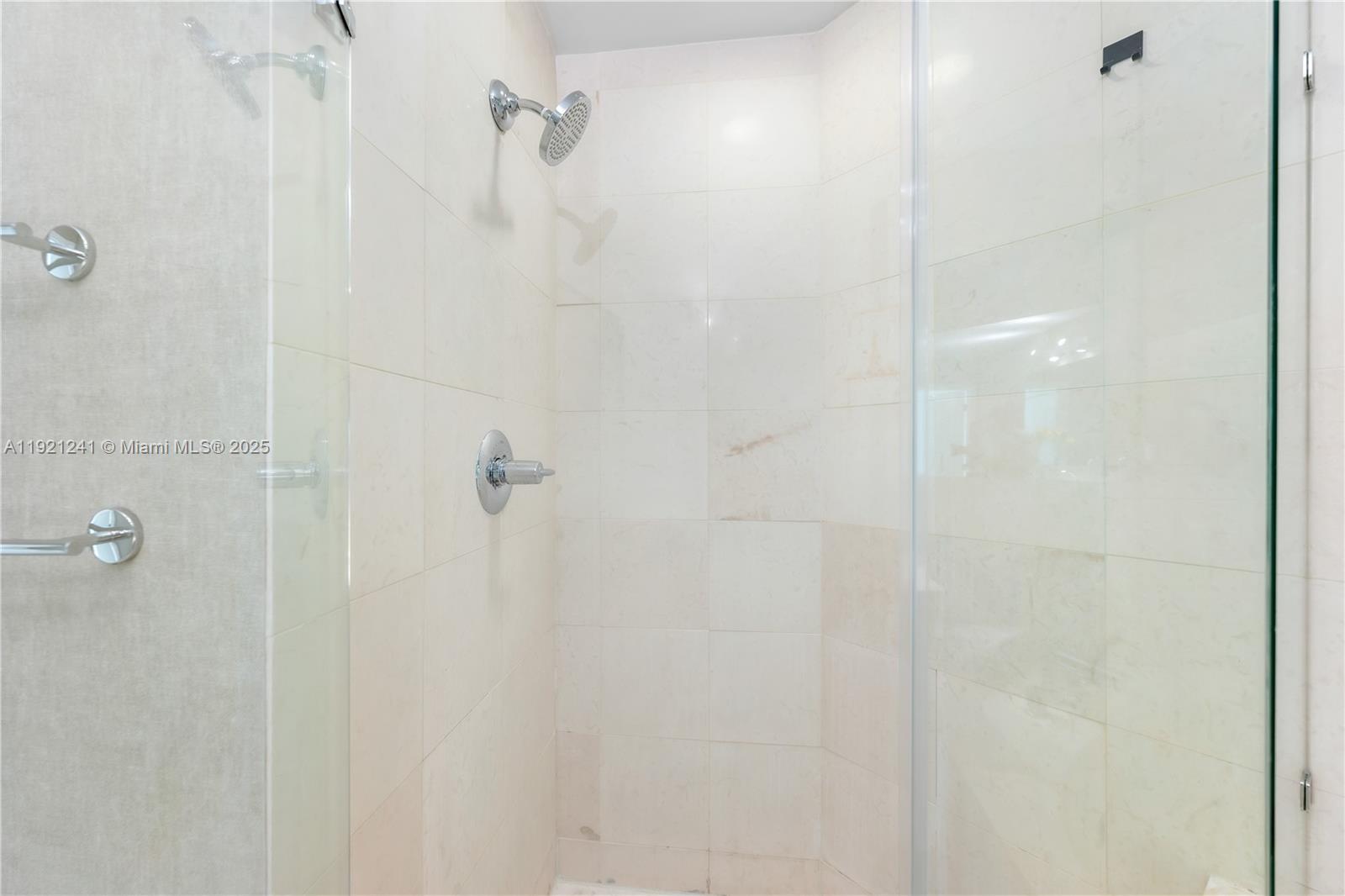 60 SW 13th St #2626, Miami FL 33130