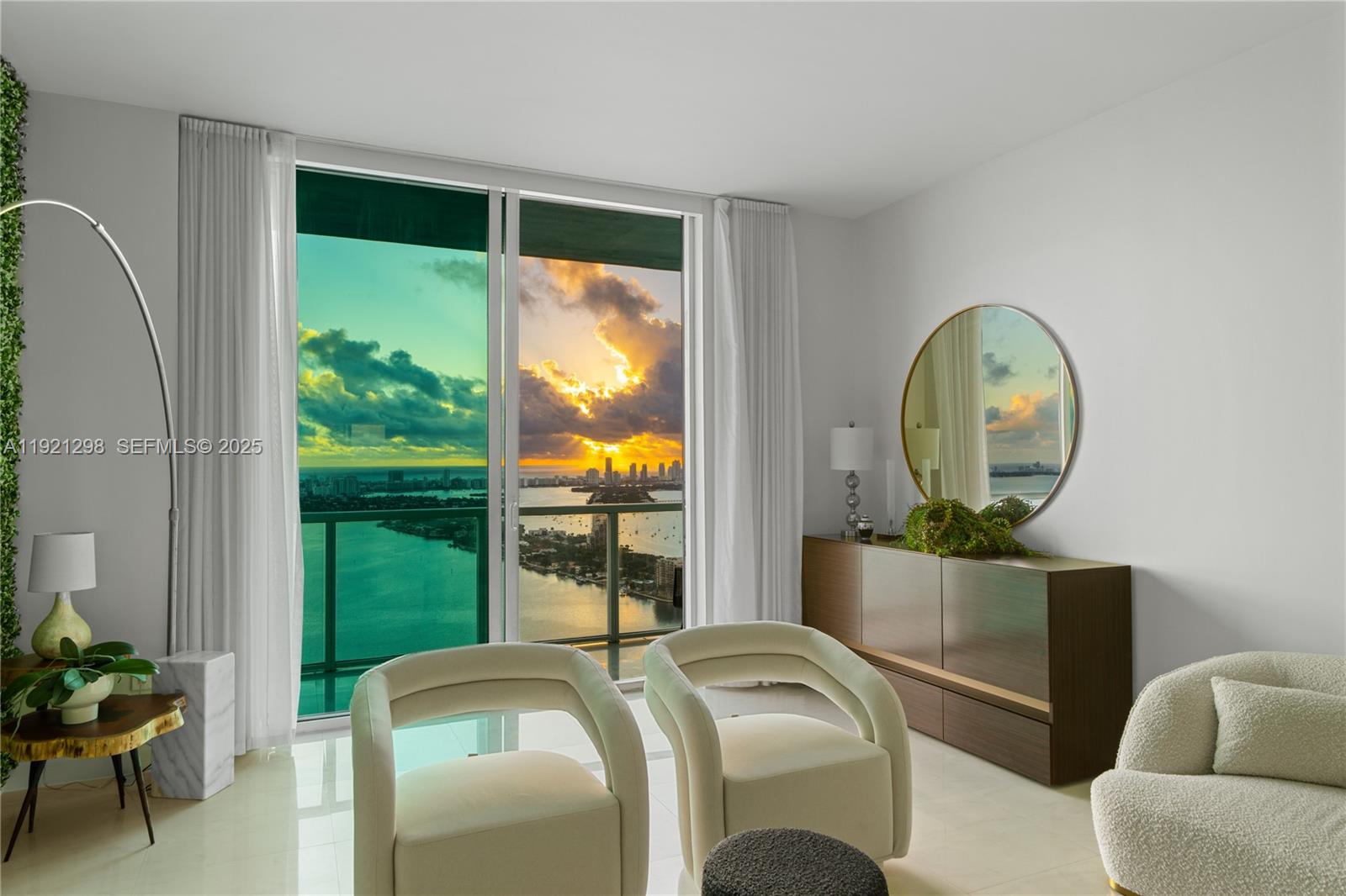 1900 N Bayshore Dr #PH 4902, Miami FL 33132
