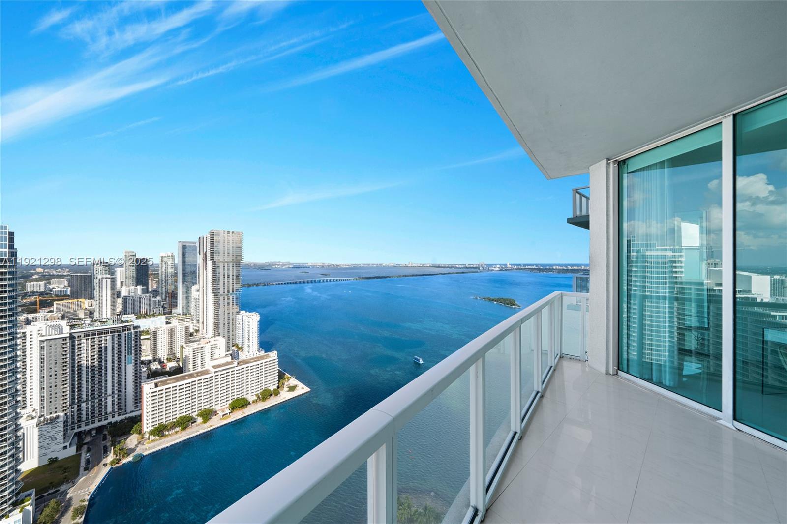 1900 N Bayshore Dr #PH 4902, Miami FL 33132
