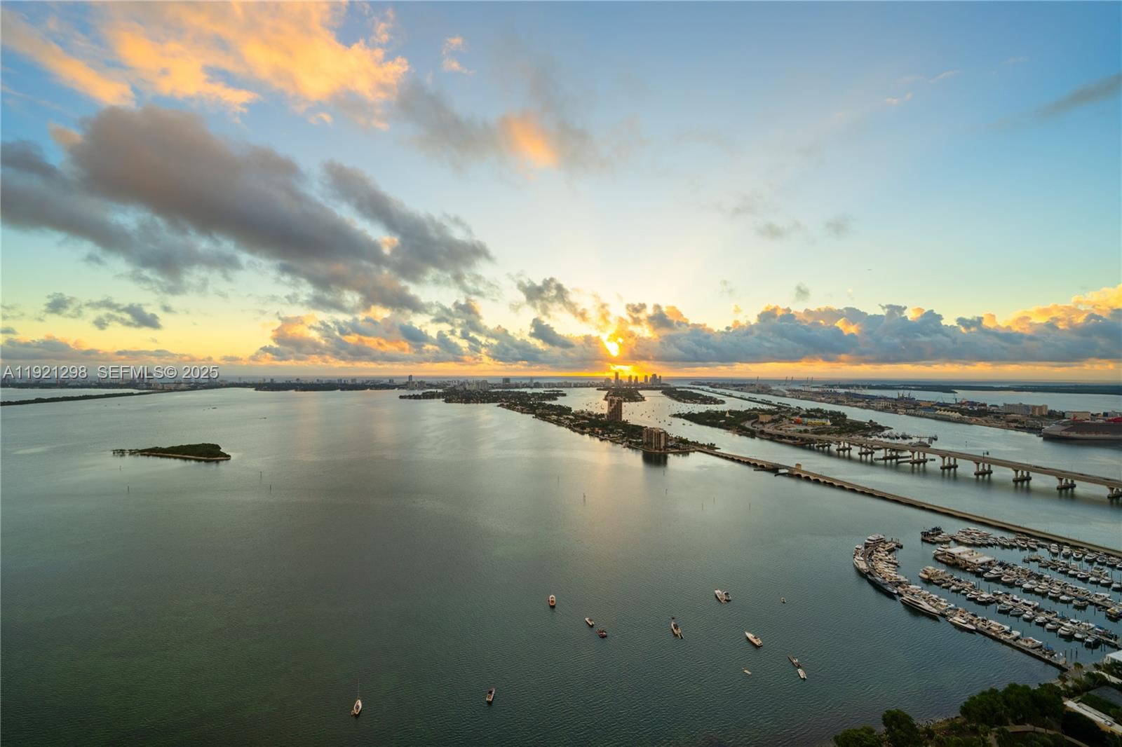 1900 N Bayshore Dr #PH 4902, Miami FL 33132
