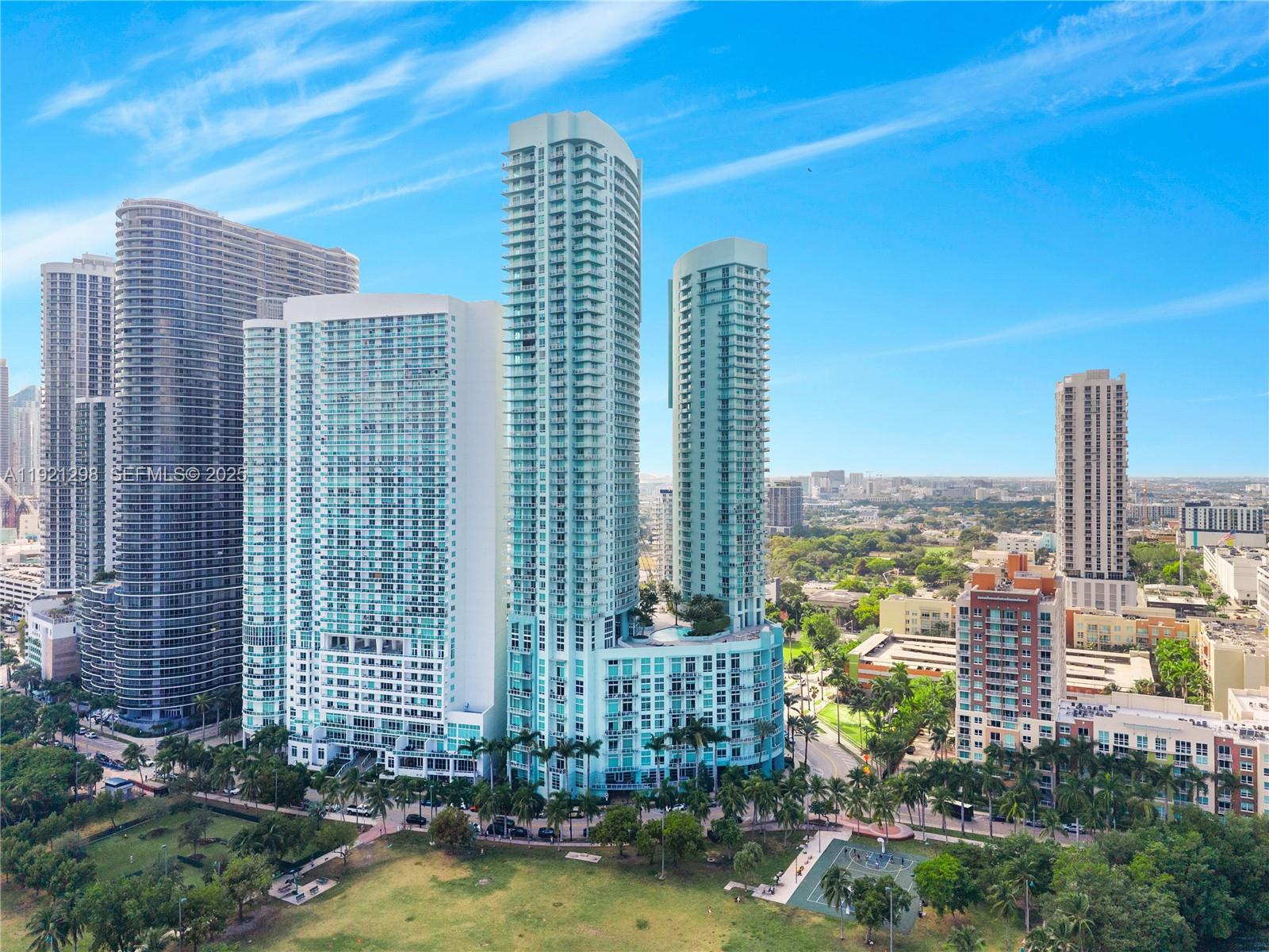 1900 N Bayshore Dr #PH 4902, Miami FL 33132