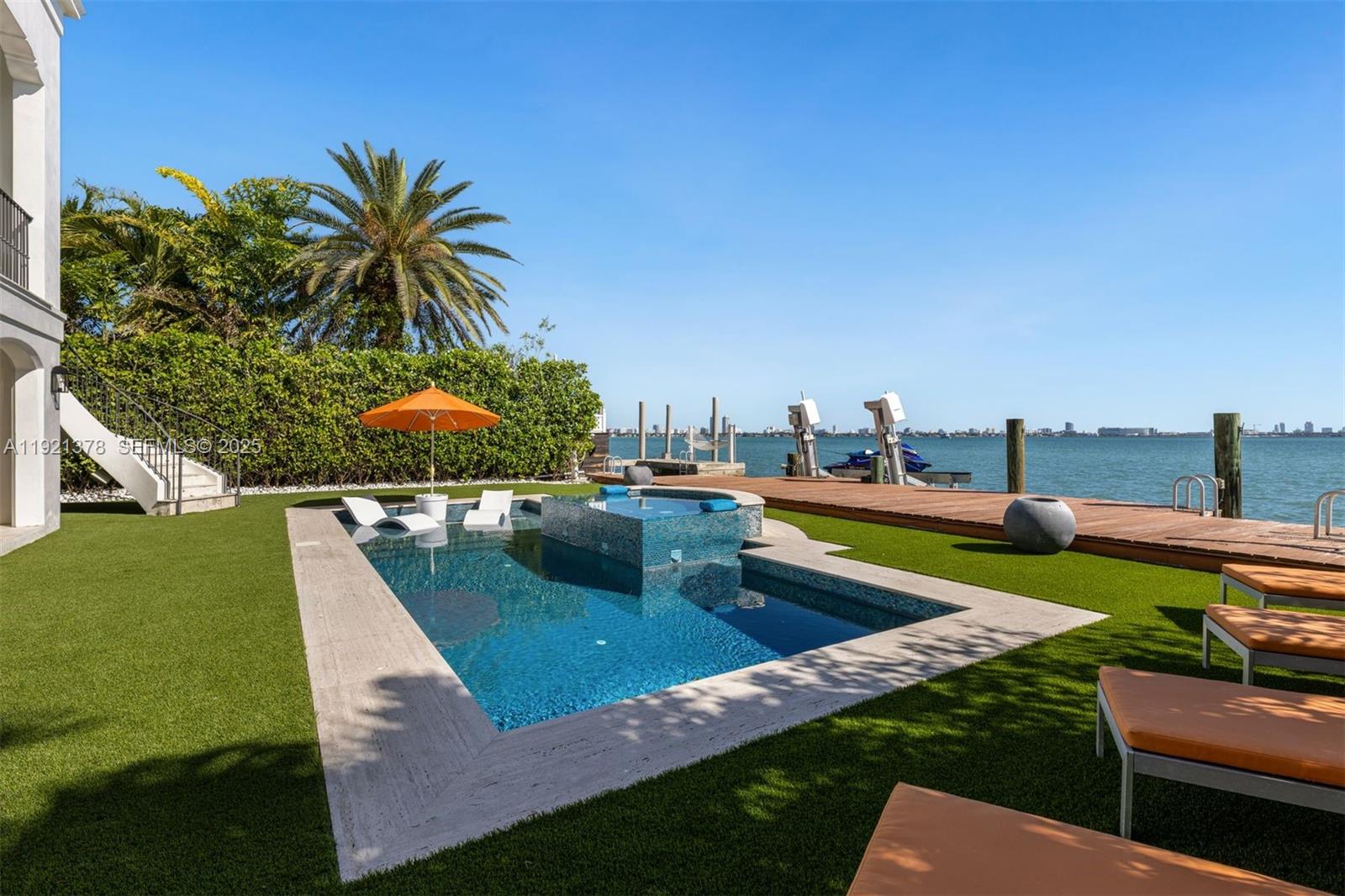 1460 S Treasure Dr, North Bay Village FL 33141