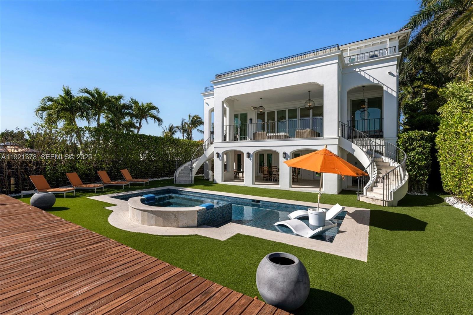 1460 S Treasure Dr, North Bay Village FL 33141