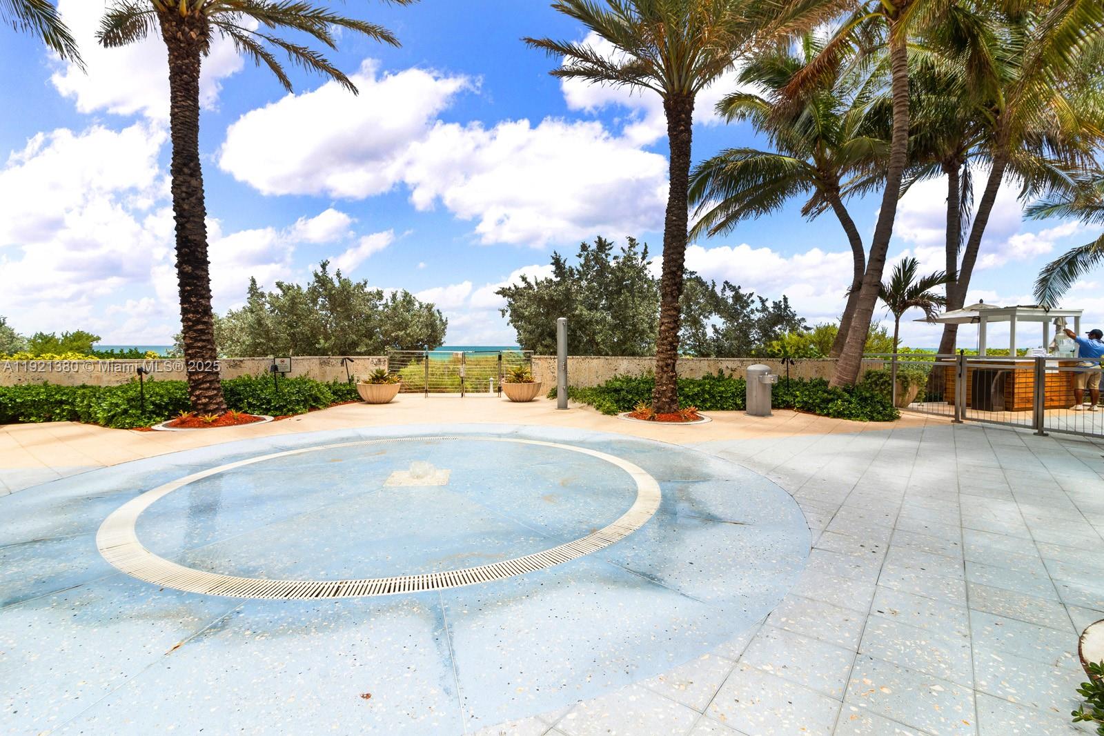 6801 Collins Ave #320, Miami Beach FL 33141