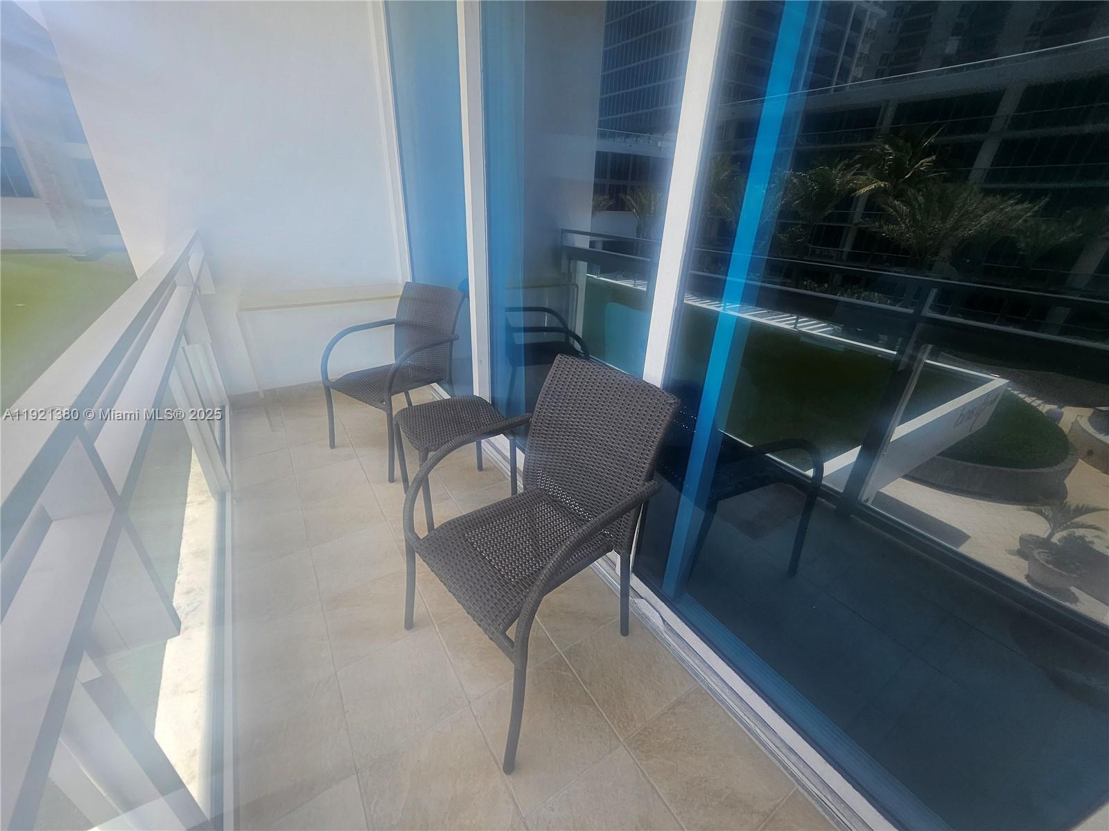 6801 Collins Ave #320, Miami Beach FL 33141