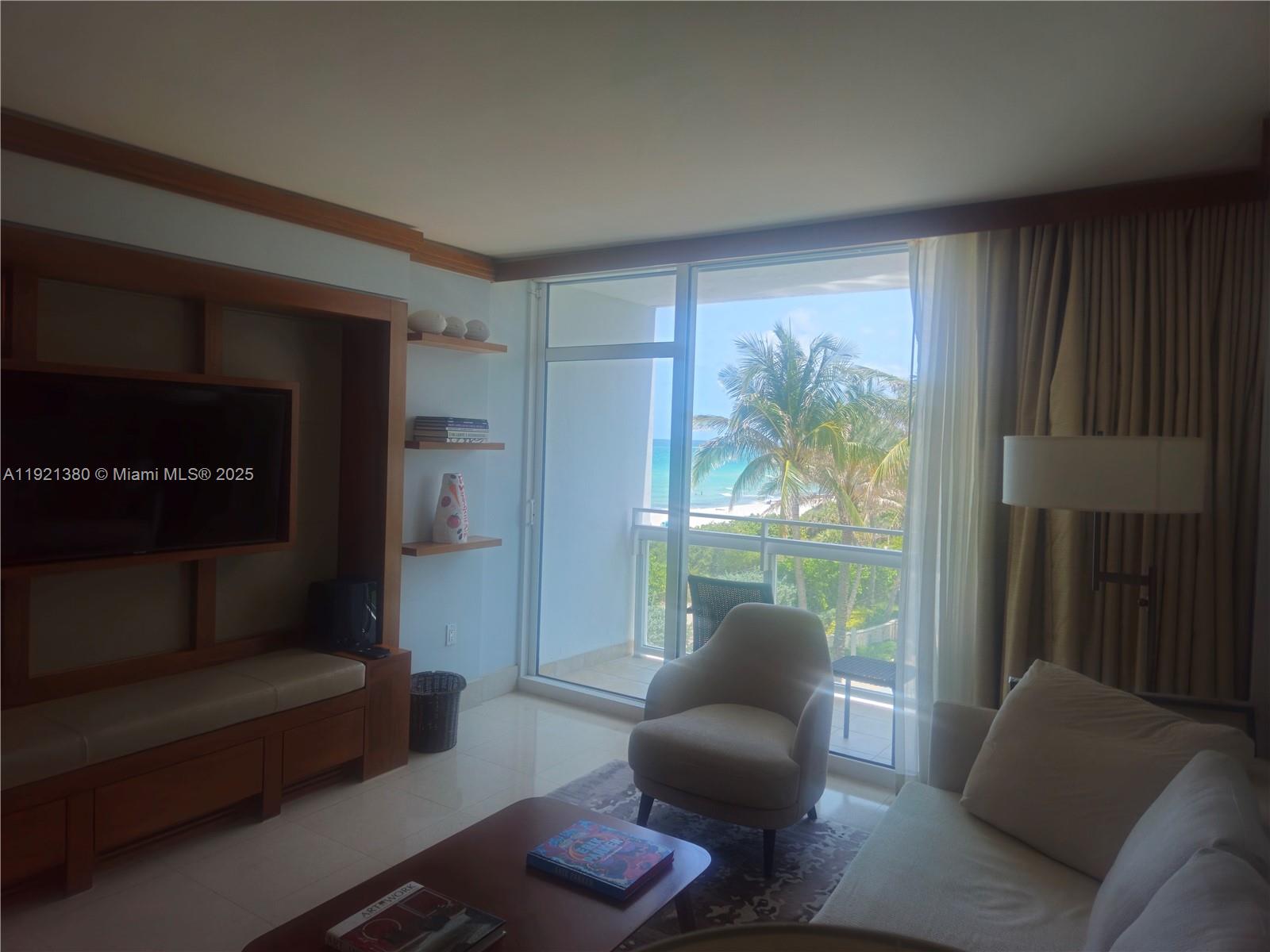 6801 Collins Ave #320, Miami Beach FL 33141