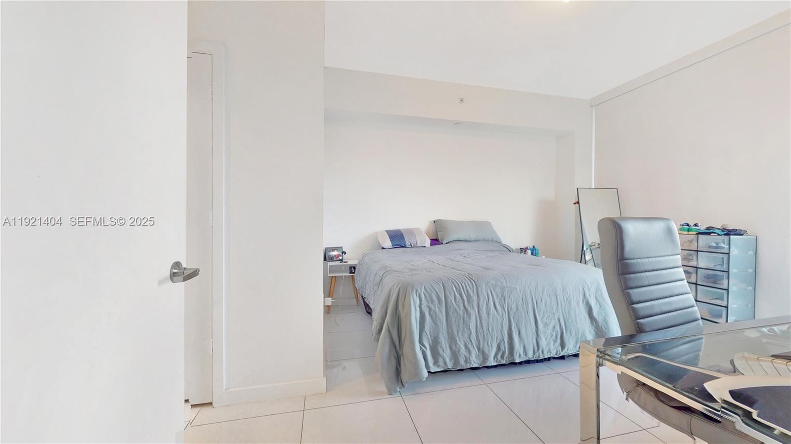 851 NE 1st Ave #1508, Miami FL 33132